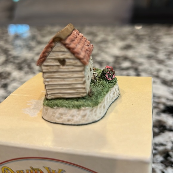 David Winter Cottages Cameos Poultry Ark - Picture 4 of 6